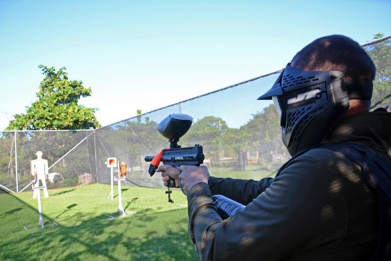 PAINTBALL
