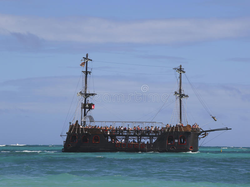 PARTY BOAT (Caribean Pirates)